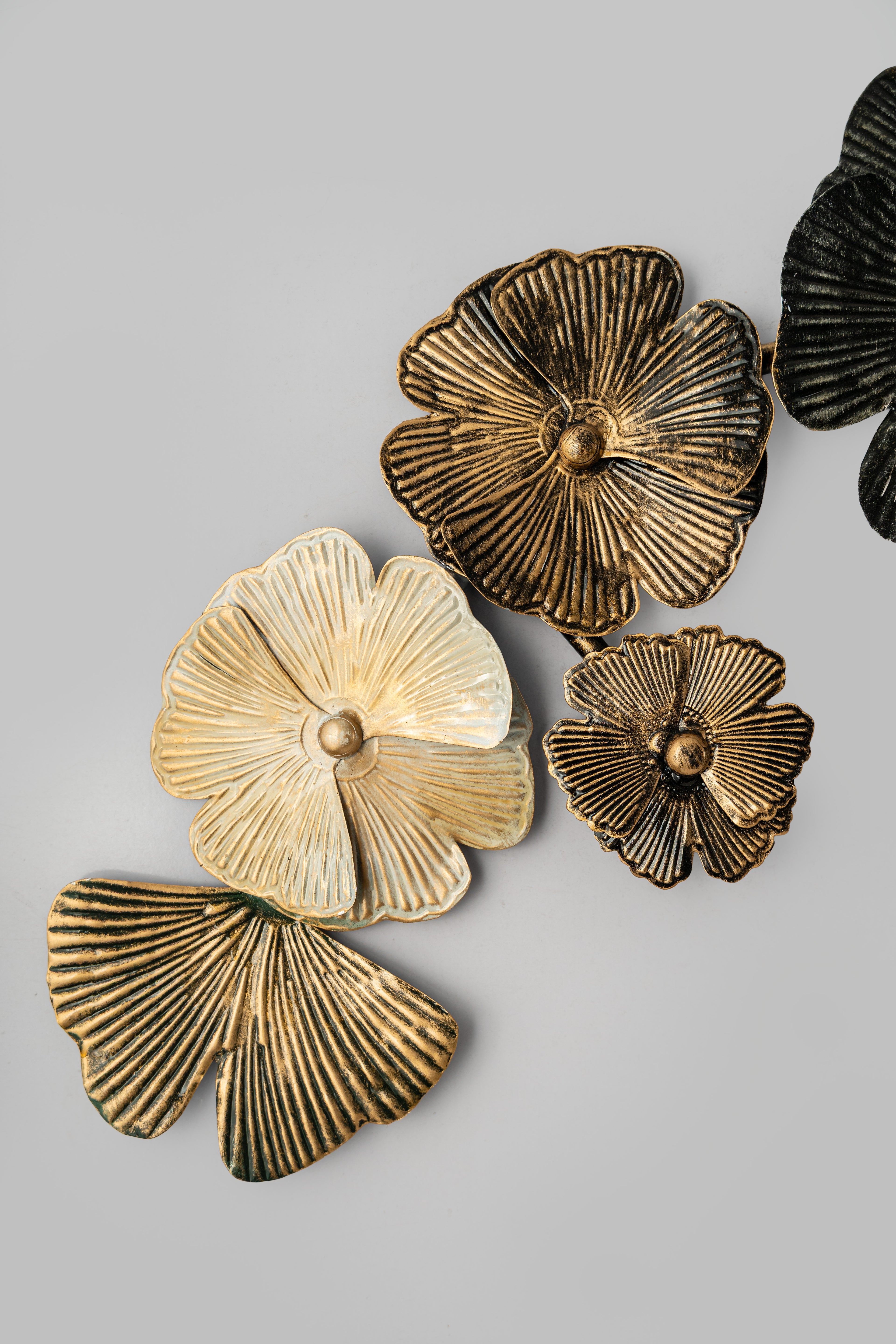 Metal Floral Wall Art – Gold & Black (60" x 23")-WA50