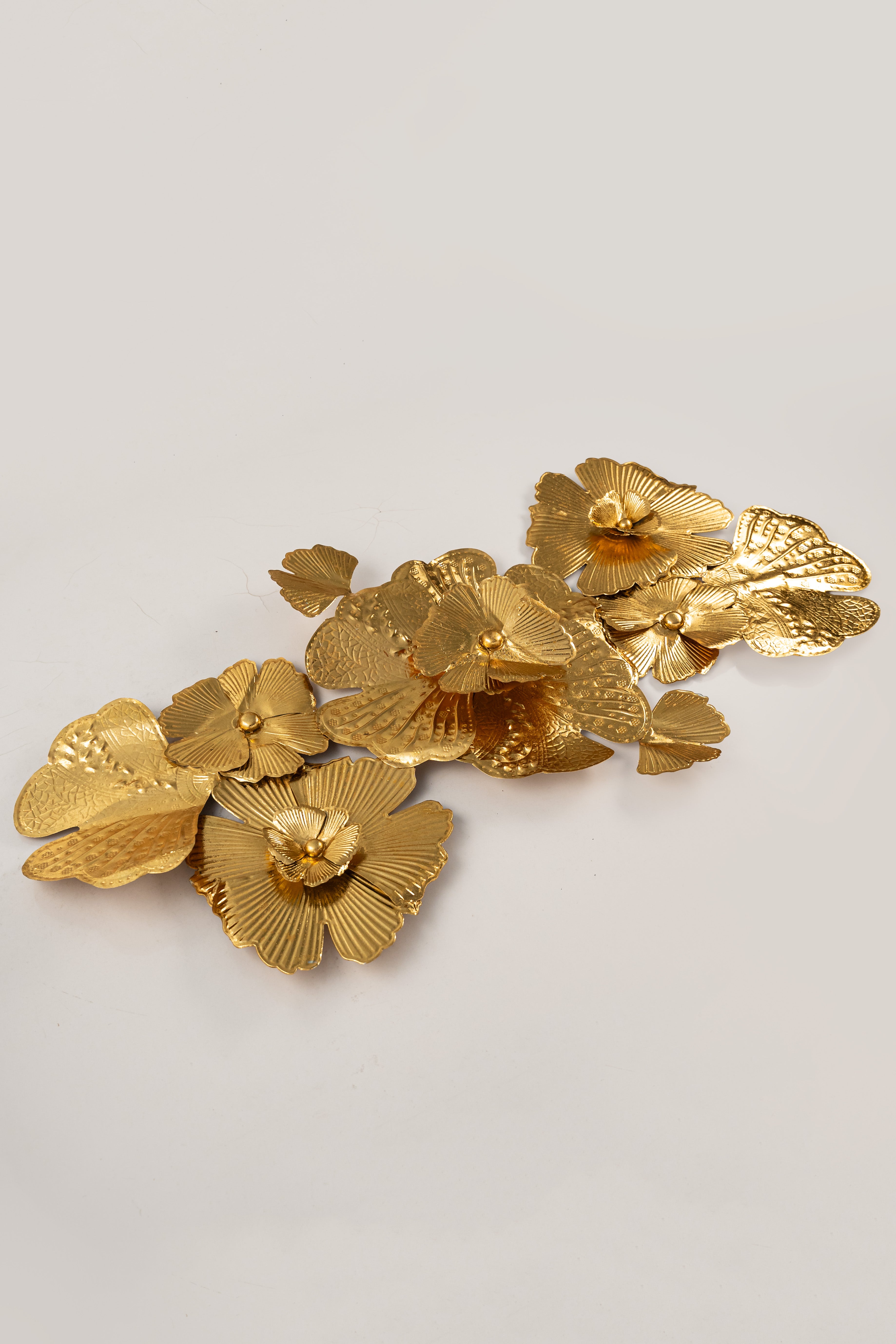 Golden Bloom Metal Wall Art Sculpture – Handcrafted Floral Design (45" x 24")-WA52