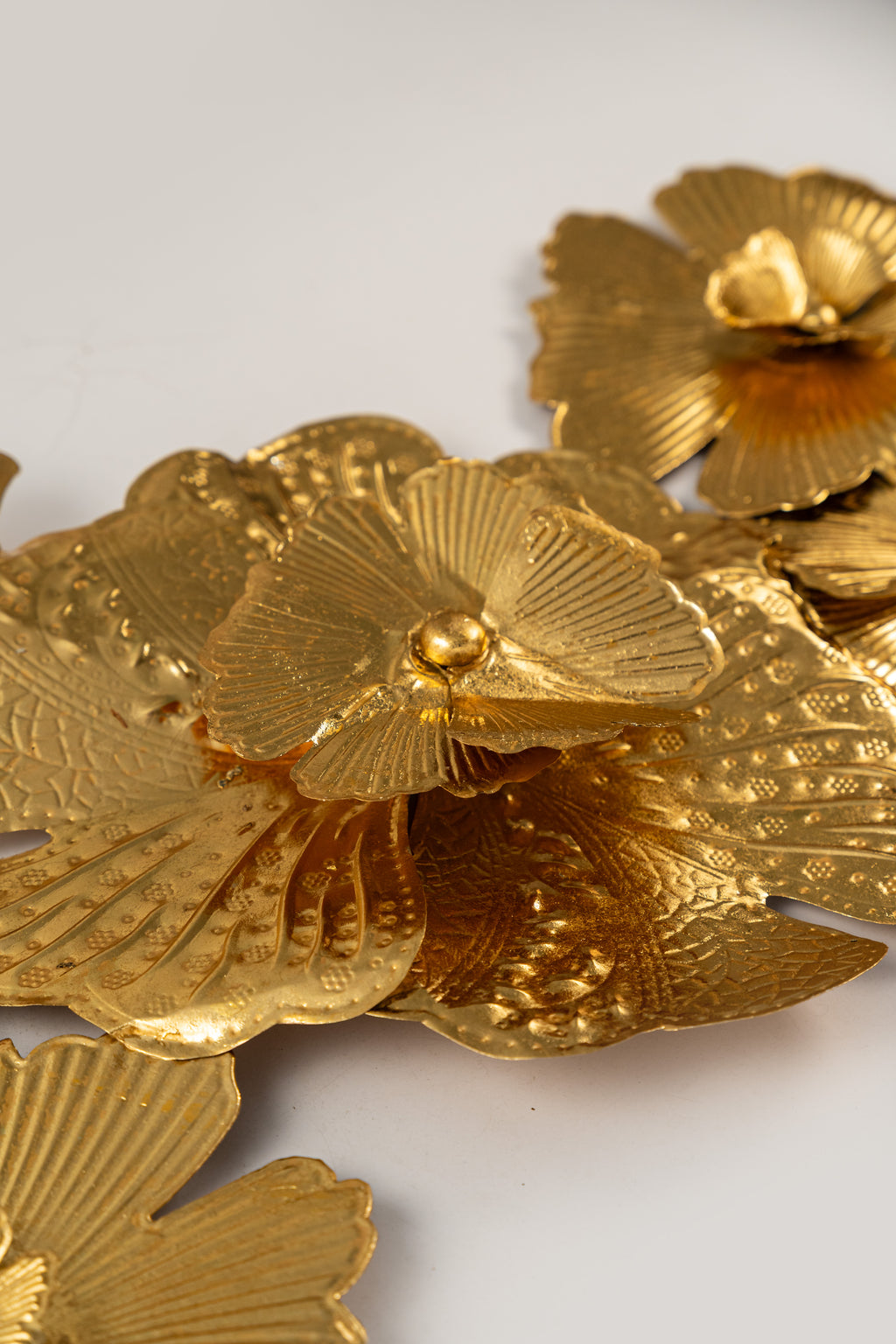 Golden Bloom Metal Wall Art Sculpture – Handcrafted Floral Design (45" x 24")-WA52