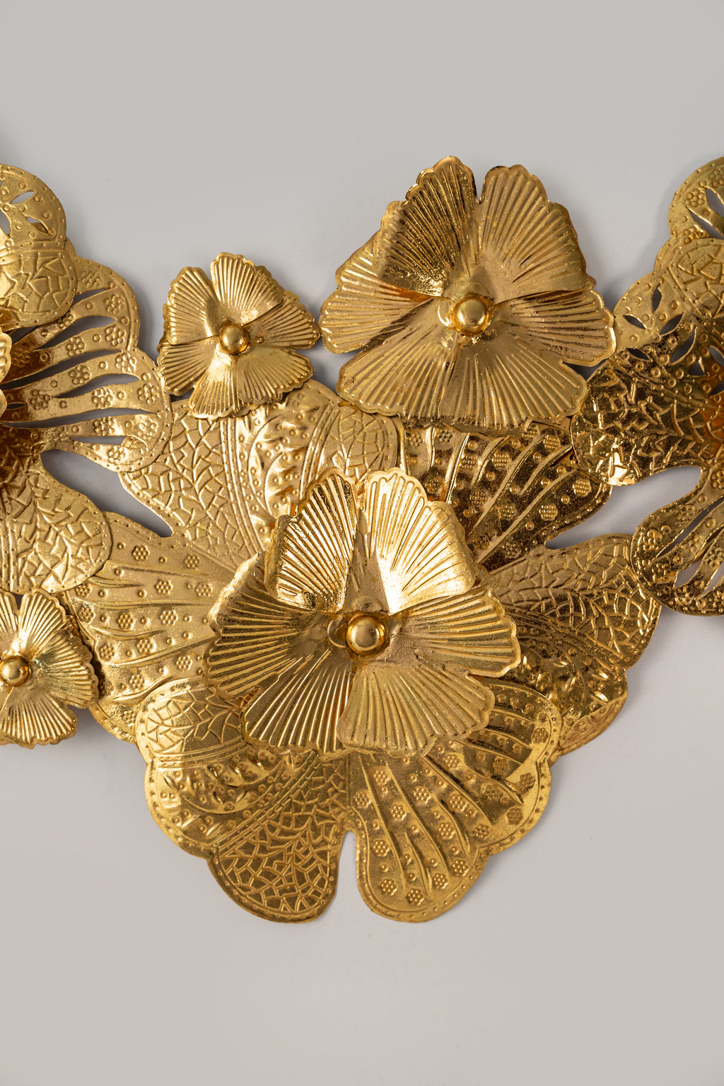 Lustra Gold Floral Metal Wall Art – 52" x 26"-WA54