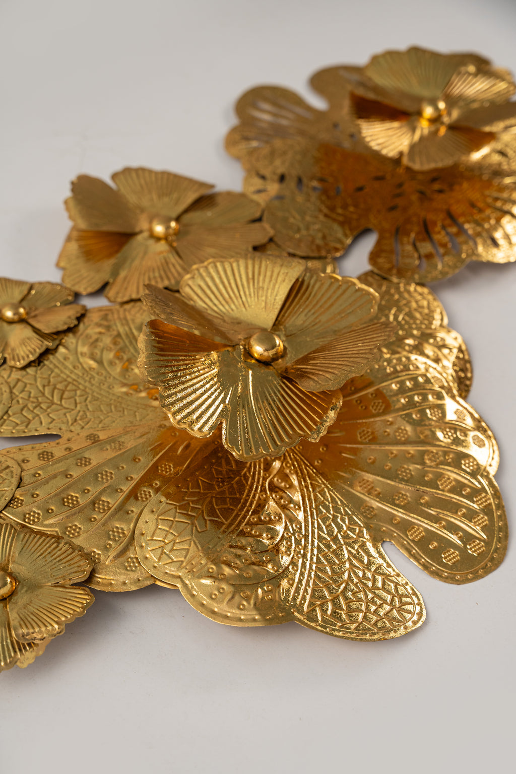 Lustra Gold Floral Metal Wall Art – 52" x 26"-WA54