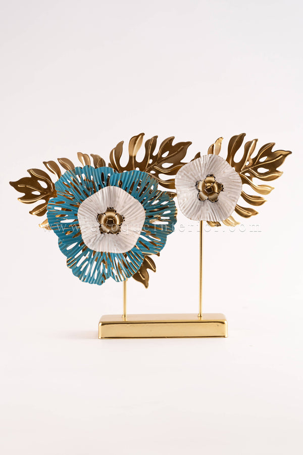 Artistic Floral Metal Sculpture