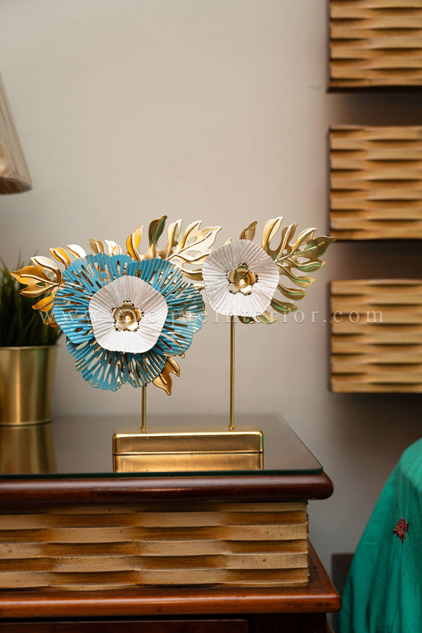 Artistic Floral Metal Sculpture