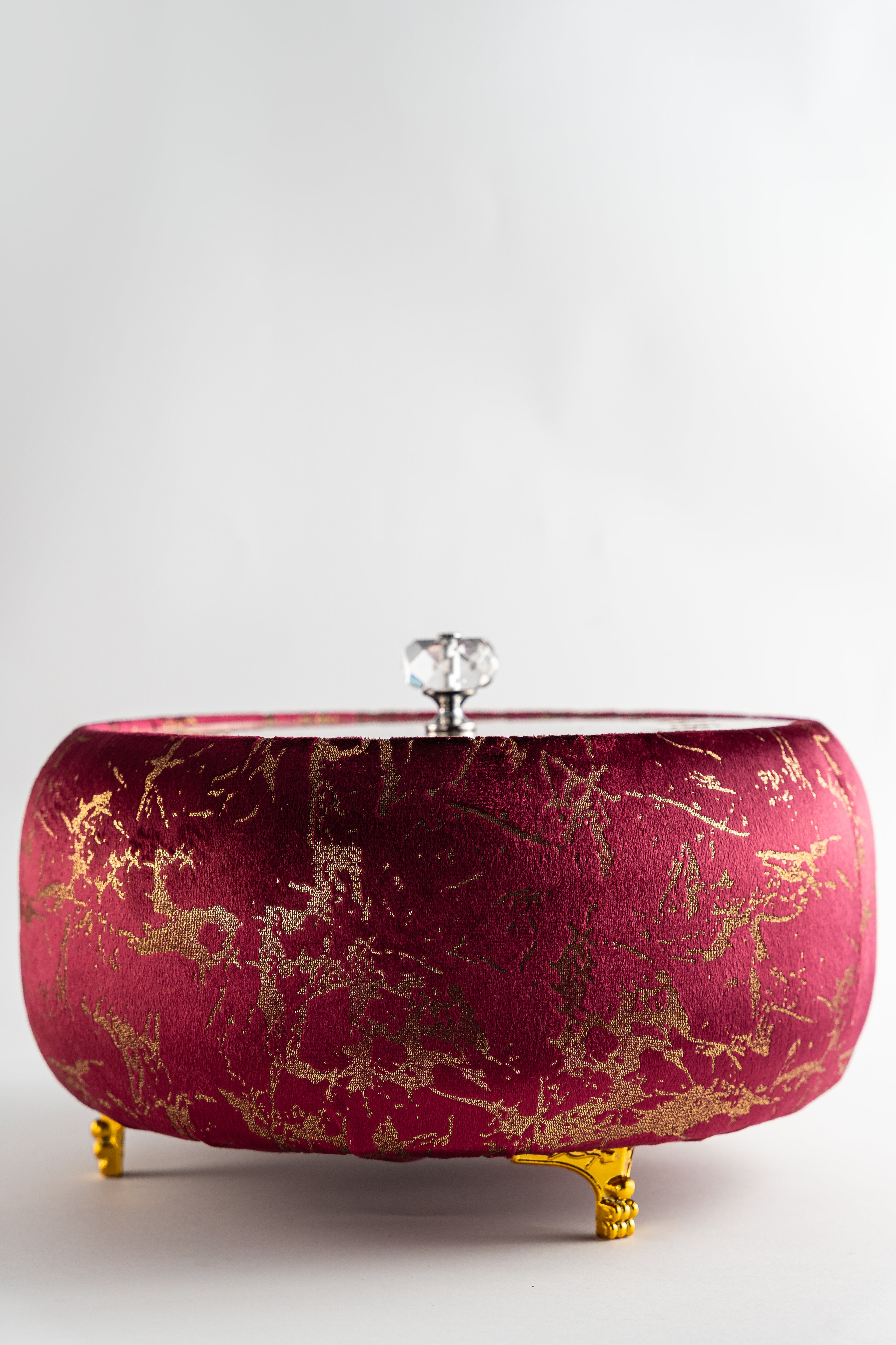 Maroon & Gold Hot Pot