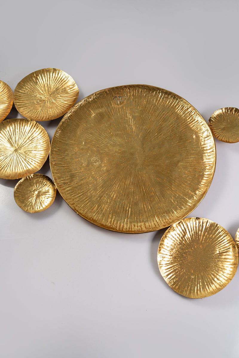 Luxe Golden Metallic Wall Art – Radiant Disc Cluster